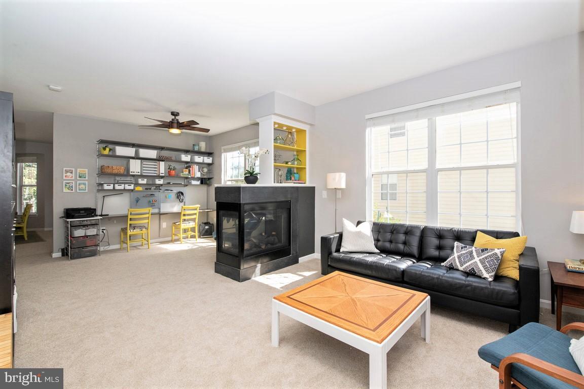 125 South Hilltop Road Baltimore, MD 21228 - Photo 14 of 66 Bright main level