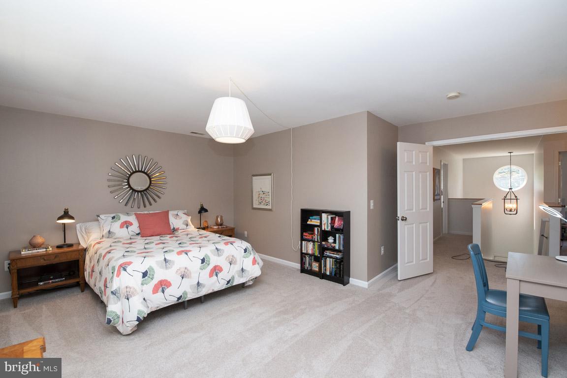 125 South Hilltop Road Baltimore, MD 21228 - Photo 30 of 66 Spacious Master