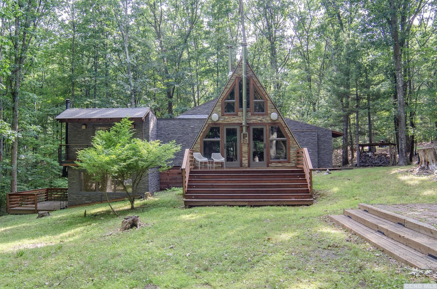 39 Shore Road Ancram, NY 12503 - Photo 3 of 27 Photo 3