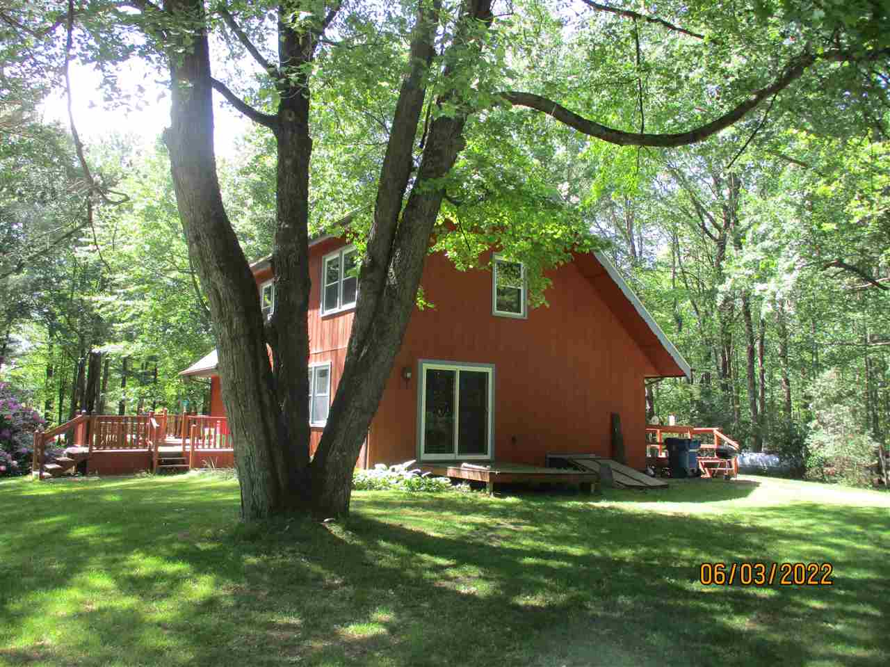4815 Leix Road Mayville, MI 48744 - Photo 4 of 26 50076988-3.JPG