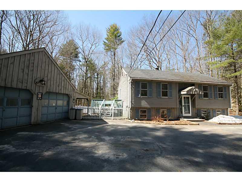 52 Ferncroft Road Buxton, ME 04093 - Photo 3 of 26 Exterior Front.