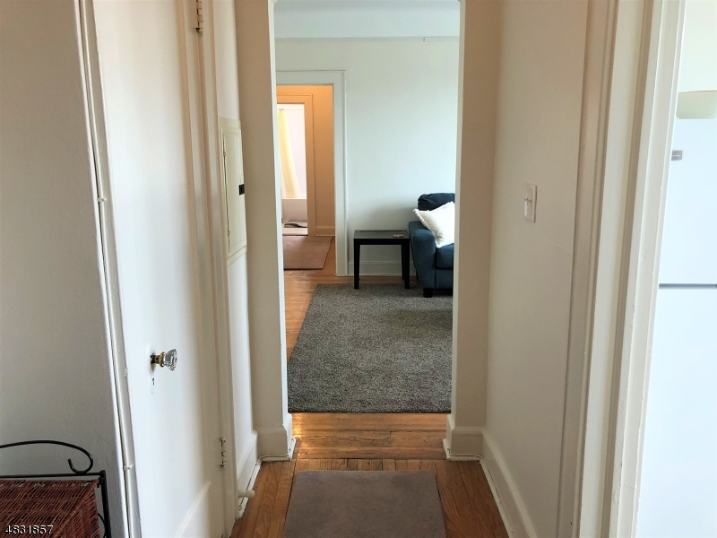 503 Carleton Road, Unit 406 Westfield, NJ 07090 - Photo 8 of 15 Gallery Image 8