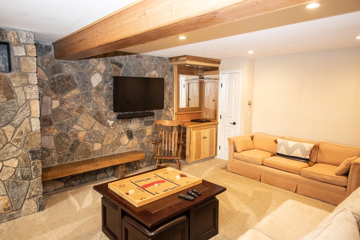 879 East Ash Road, Unit 7 Plymouth, VT 05056 - Photo 7 of 38