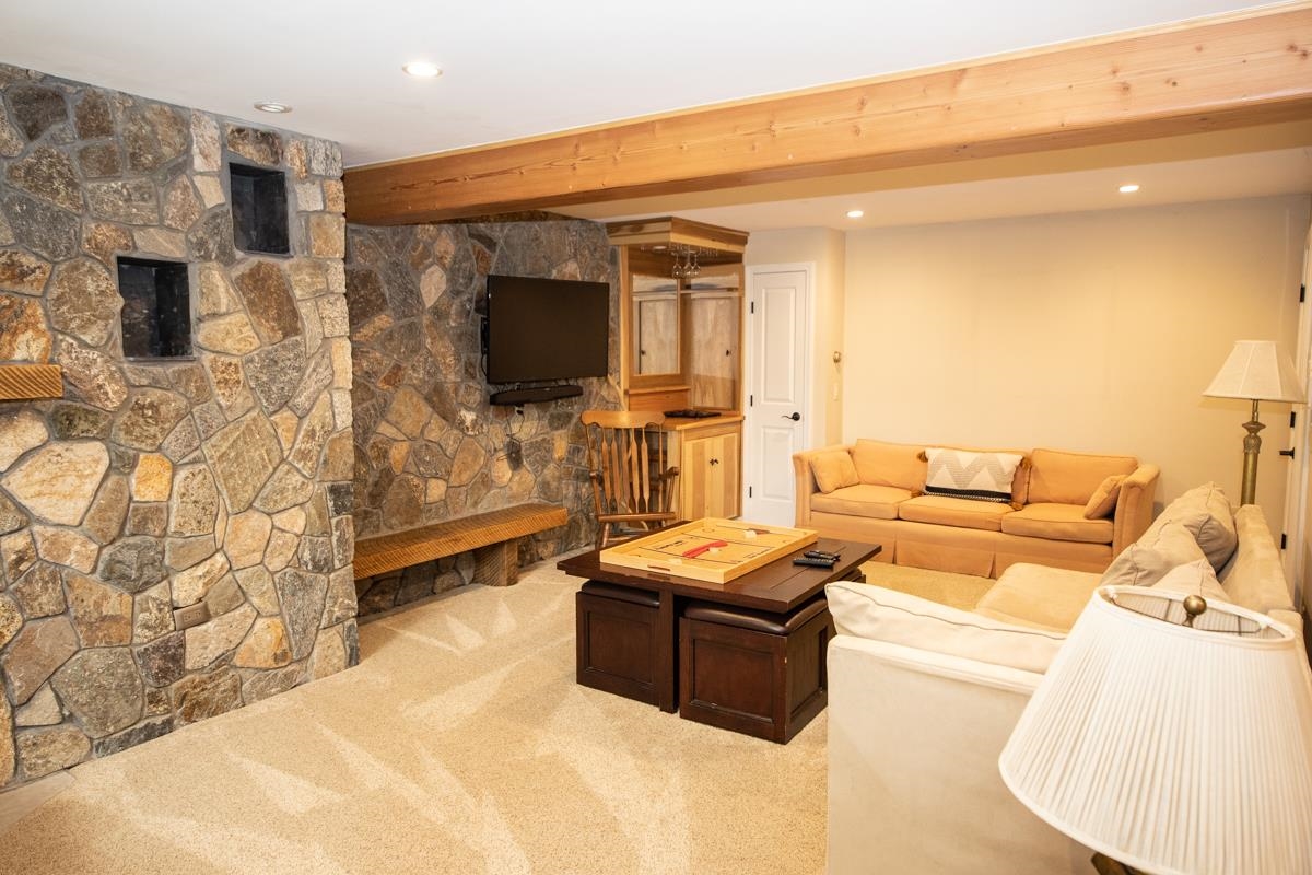 879 East Ash Road, Unit 7 Plymouth, VT 05056 - Photo 9 of 38