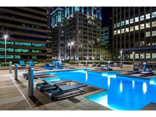 $2,215 | 465 Nicollet Mall, Unit 2009, Minneapolis, MN 55401