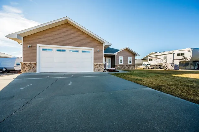 $375,000 | 503 North Pinnacle Drive, Buffalo, WY 82834