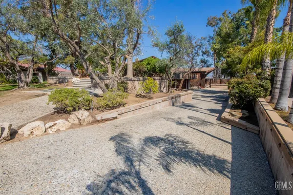$1,399,000 | Undisclosed Address, Bakersfield, CA 93306