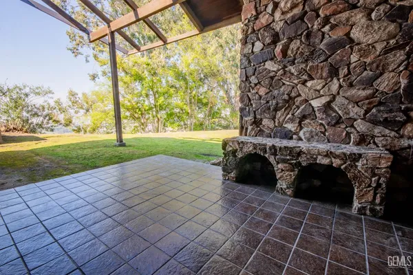 $1,399,000 | Undisclosed Address, Bakersfield, CA 93306