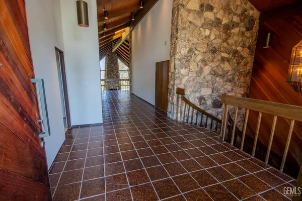$1,399,000 | Undisclosed Address, Bakersfield, CA 93306