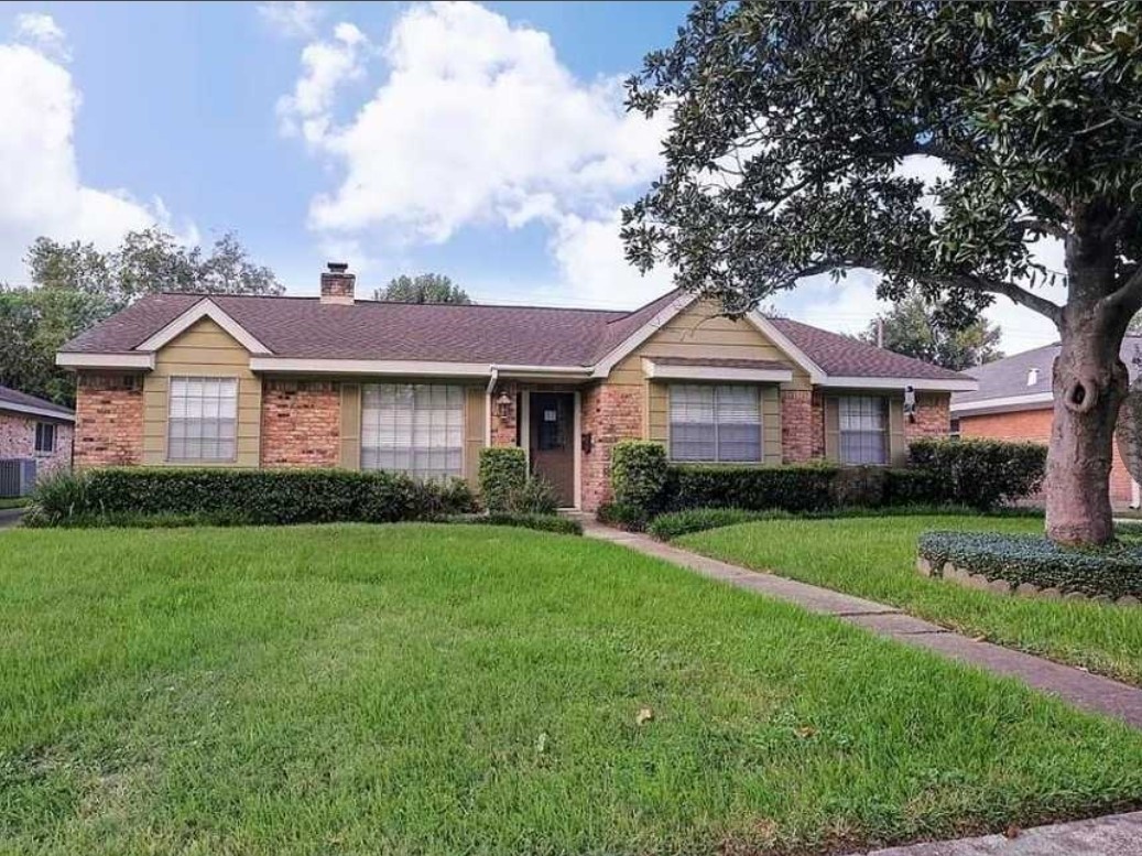6026 Warm Springs Road Houston, TX 77035 - Photo 1 of 8