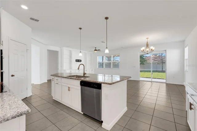 $800,000 | 13848 Peach Orch Way, Winter Garden, FL 34787