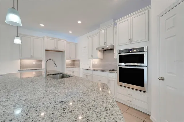 $800,000 | 13848 Peach Orch Way, Winter Garden, FL 34787