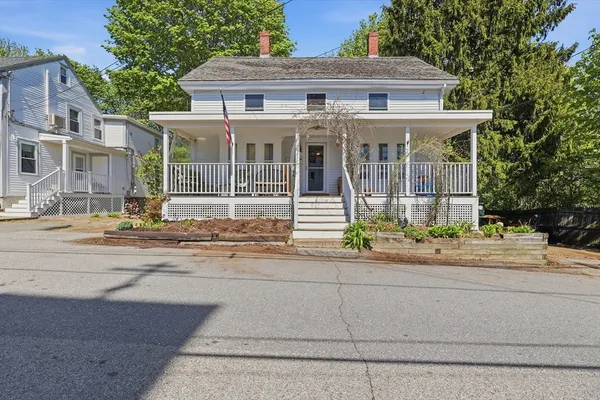 $775,000 | 11 Mt Pleasant Avenue, Ipswich, MA 01938