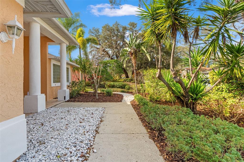 958 Ridgewood Terrace Tarpon Springs, FL 34689 - Photo 5 of 66