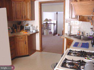 114 Dorchester Road Mount Laurel, NJ 08054 - Photo 3 of 4 Gallery Image 3