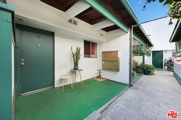 $2,900,000 | 500 South 6th Street, Montebello, CA 90640