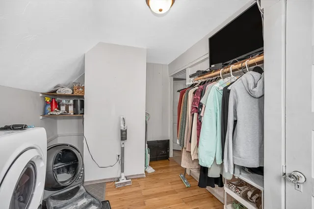 $234,999 | 2 Lakeview Avenue, Sterling, MA 01564