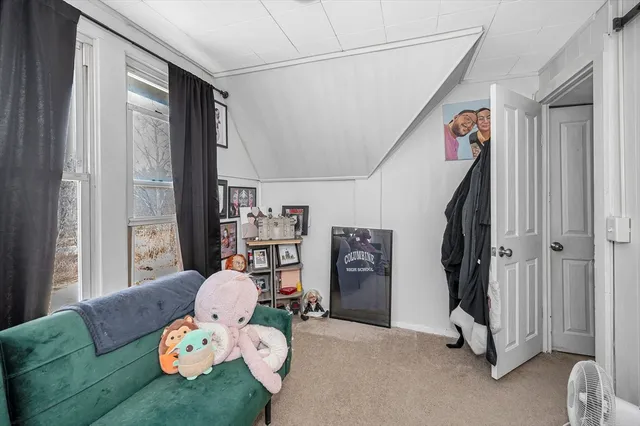 $234,999 | 2 Lakeview Avenue, Sterling, MA 01564