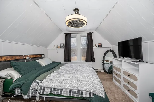 $234,999 | 2 Lakeview Avenue, Sterling, MA 01564