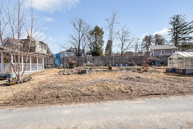 $234,999 | 2 Lakeview Avenue, Sterling, MA 01564