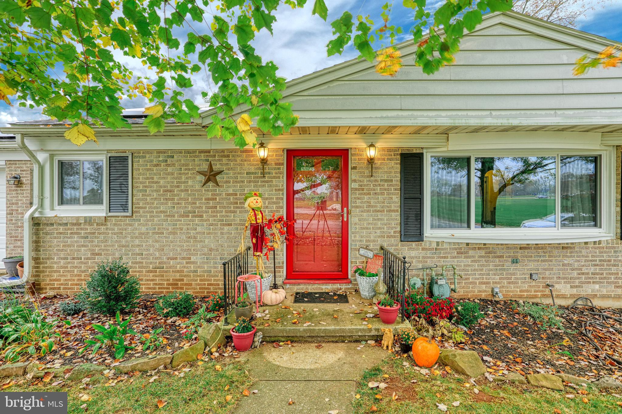 1967 Brenda Road York, PA 17408 - Photo 2 of 49 Gallery Image 2