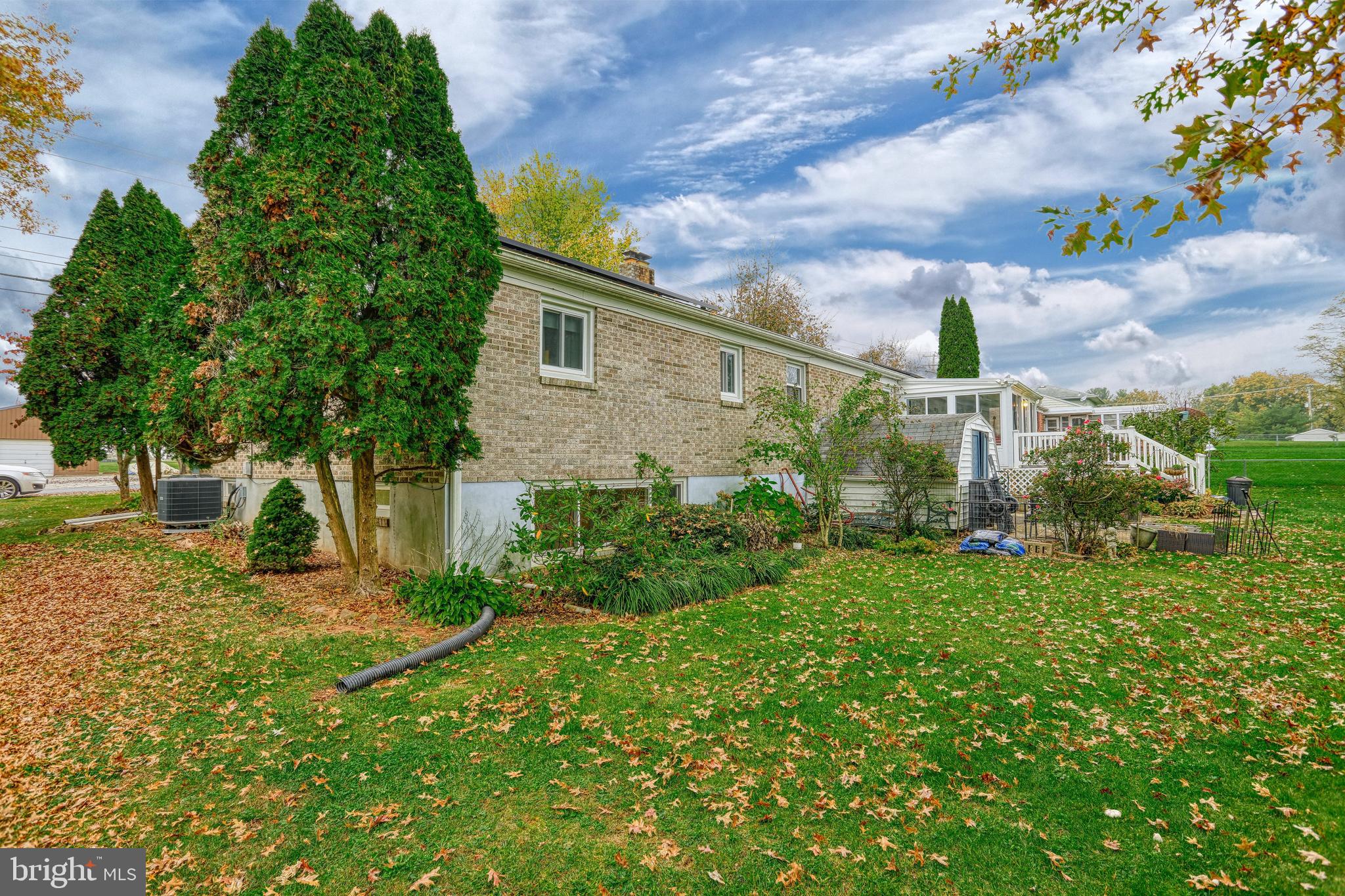 1967 Brenda Road York, PA 17408 - Photo 15 of 49 Gallery Image 15