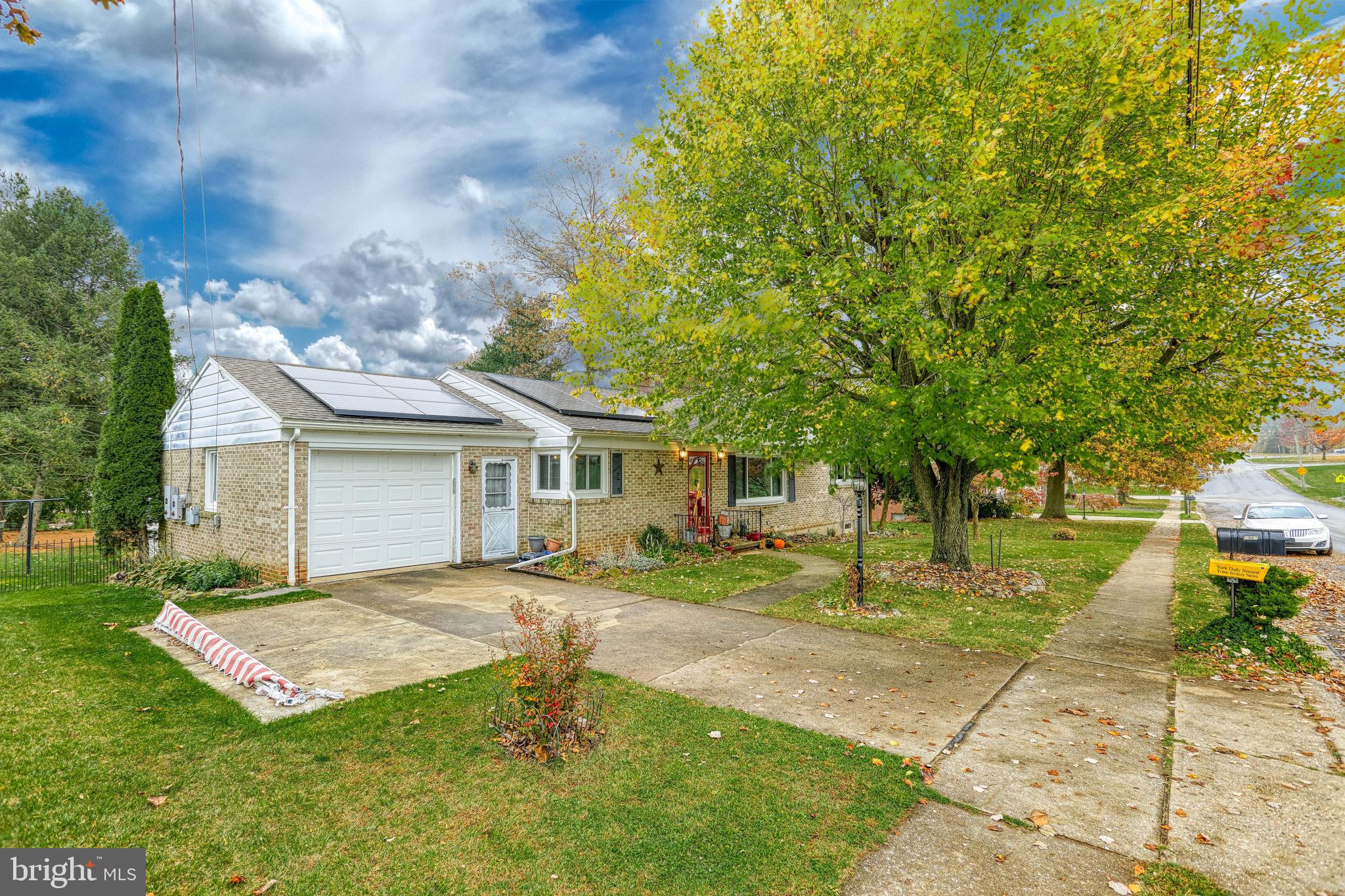 1967 Brenda Road York, PA 17408 - Photo 6 of 49 Gallery Image 6