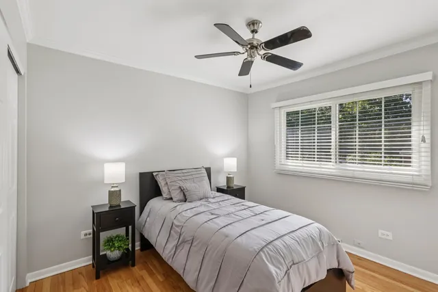 $639,000 | 28 East 55th Street, Hinsdale, IL 60521