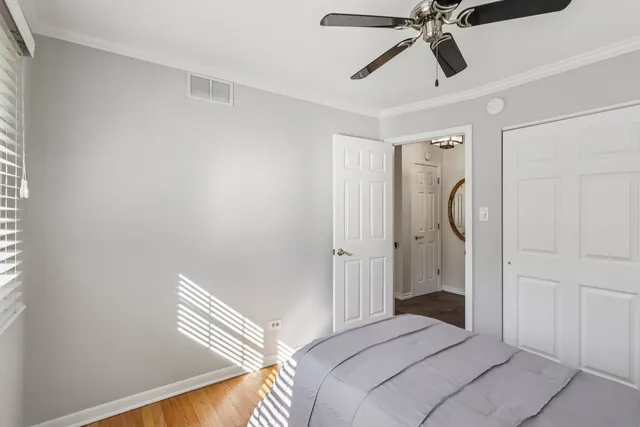 $639,000 | 28 East 55th Street, Hinsdale, IL 60521