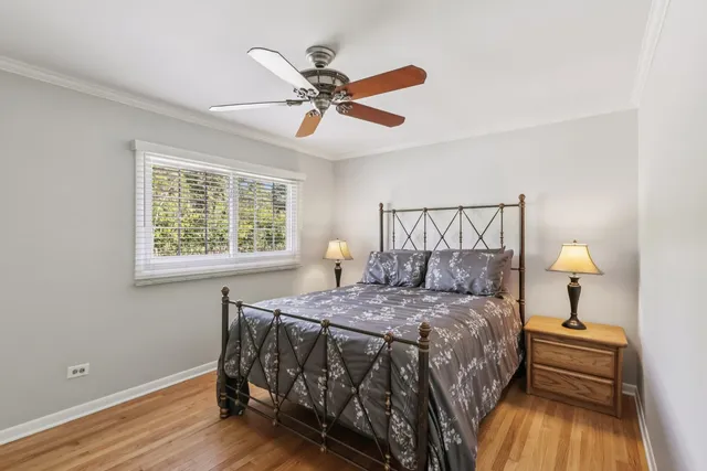 $639,000 | 28 East 55th Street, Hinsdale, IL 60521