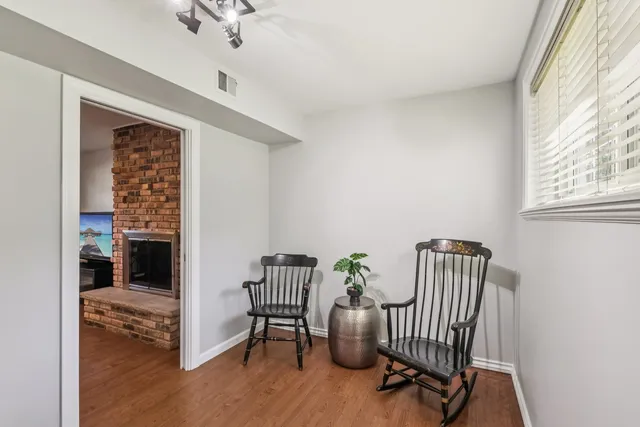 $639,000 | 28 East 55th Street, Hinsdale, IL 60521