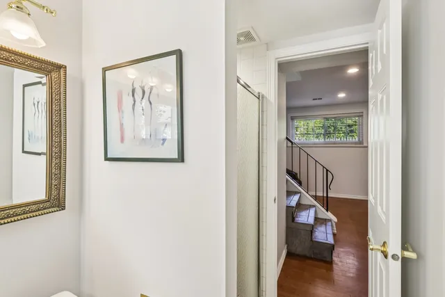 $639,000 | 28 East 55th Street, Hinsdale, IL 60521