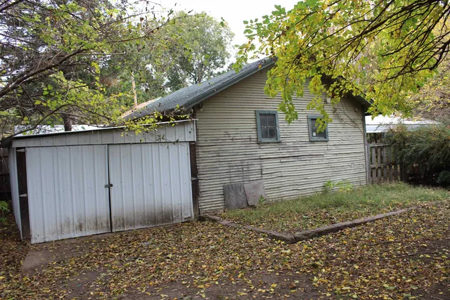 $200,000 | 1631 North Fairview Avenue, Wichita, KS 67203