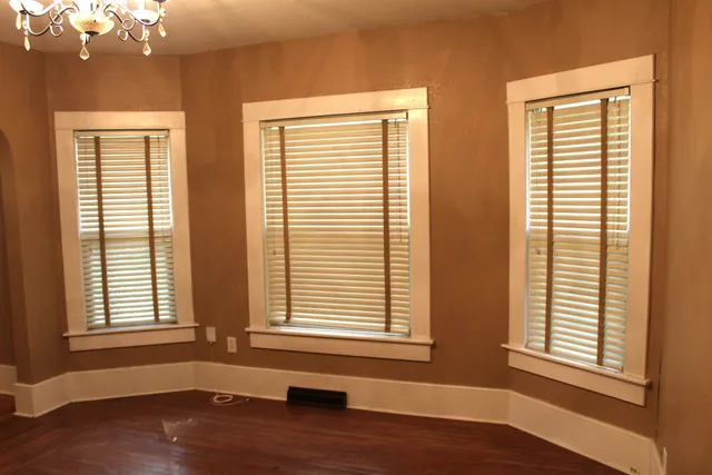 $200,000 | 1631 North Fairview Avenue, Wichita, KS 67203