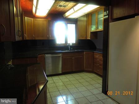 2241 Allen Road Berryville, VA 22611 - Photo 16 of 30 Kitchen 4