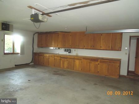 2241 Allen Road Berryville, VA 22611 - Photo 22 of 30 Interior attached garage