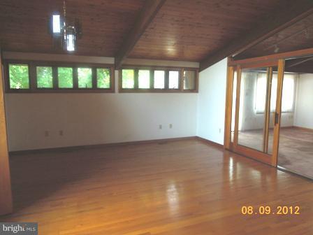 2241 Allen Road Berryville, VA 22611 - Photo 5 of 30 Bedroom (Master) 1
