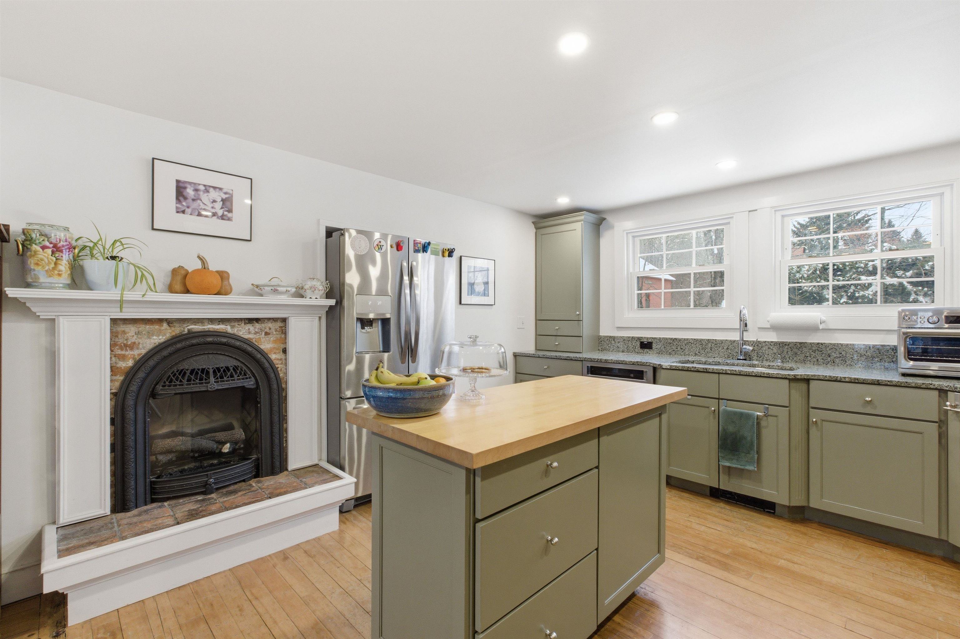 4946 S Road Woodstock, VT 05071 - Photo 17 of 46