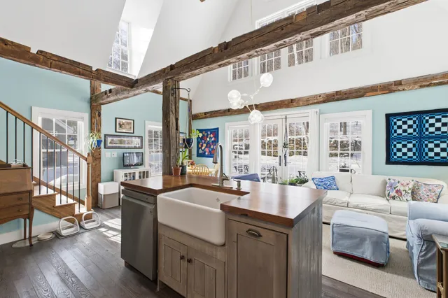 $1,425,000 | 4946 S Road, Woodstock, VT 05071