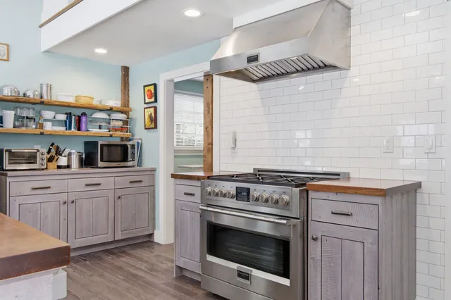 $1,425,000 | 4946 S Road, Woodstock, VT 05071