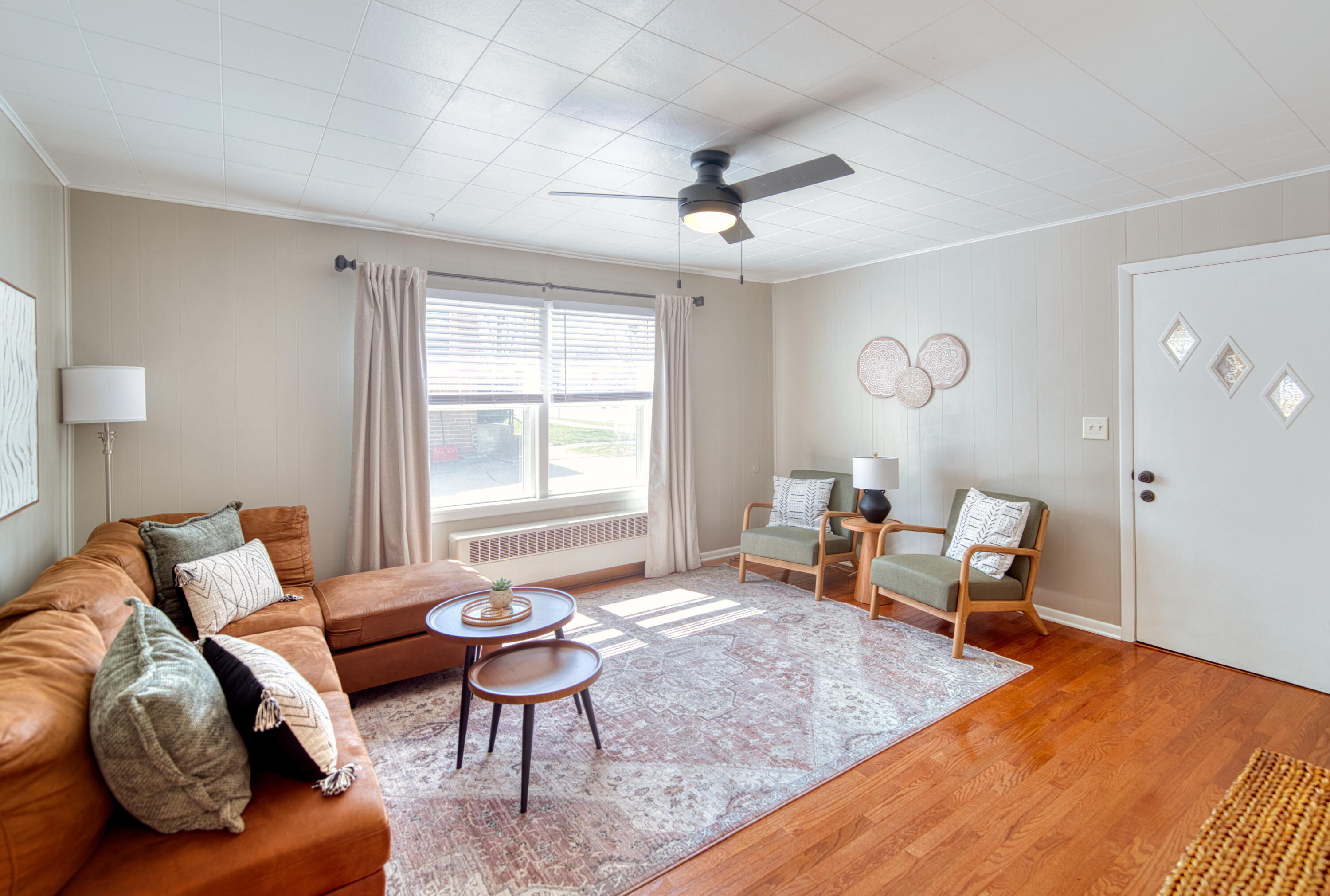 308 North High Street Fort Atkinson, WI 53538 - Photo 7 of 22 Living Room - View 1