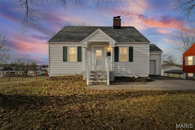 $199,500 | 517 Austin Street, Ste. Genevieve, MO 63670