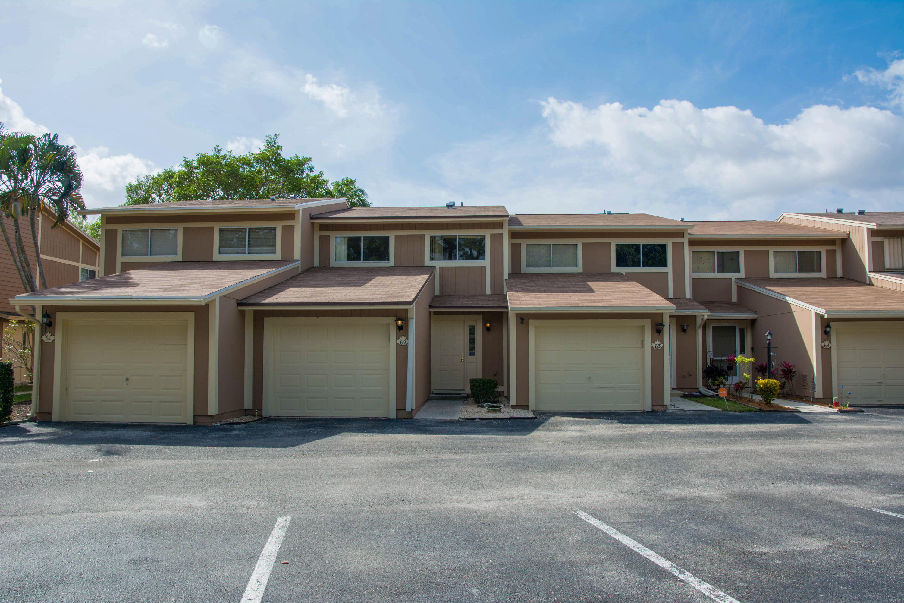 62 Maplecrest Circle Jupiter, FL 33458 - Photo 1 of 24 DSC_0001