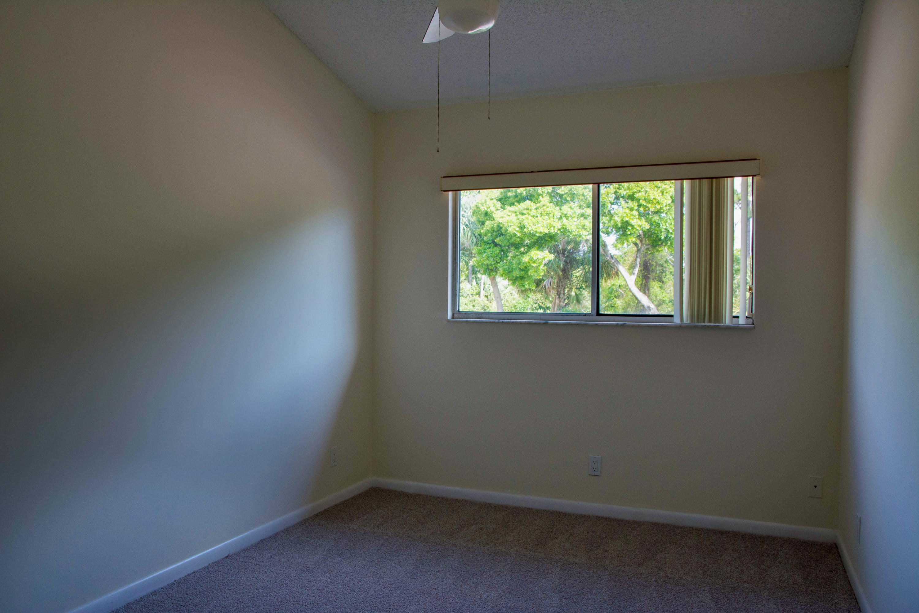 62 Maplecrest Circle Jupiter, FL 33458 - Photo 15 of 24 DSC_0013