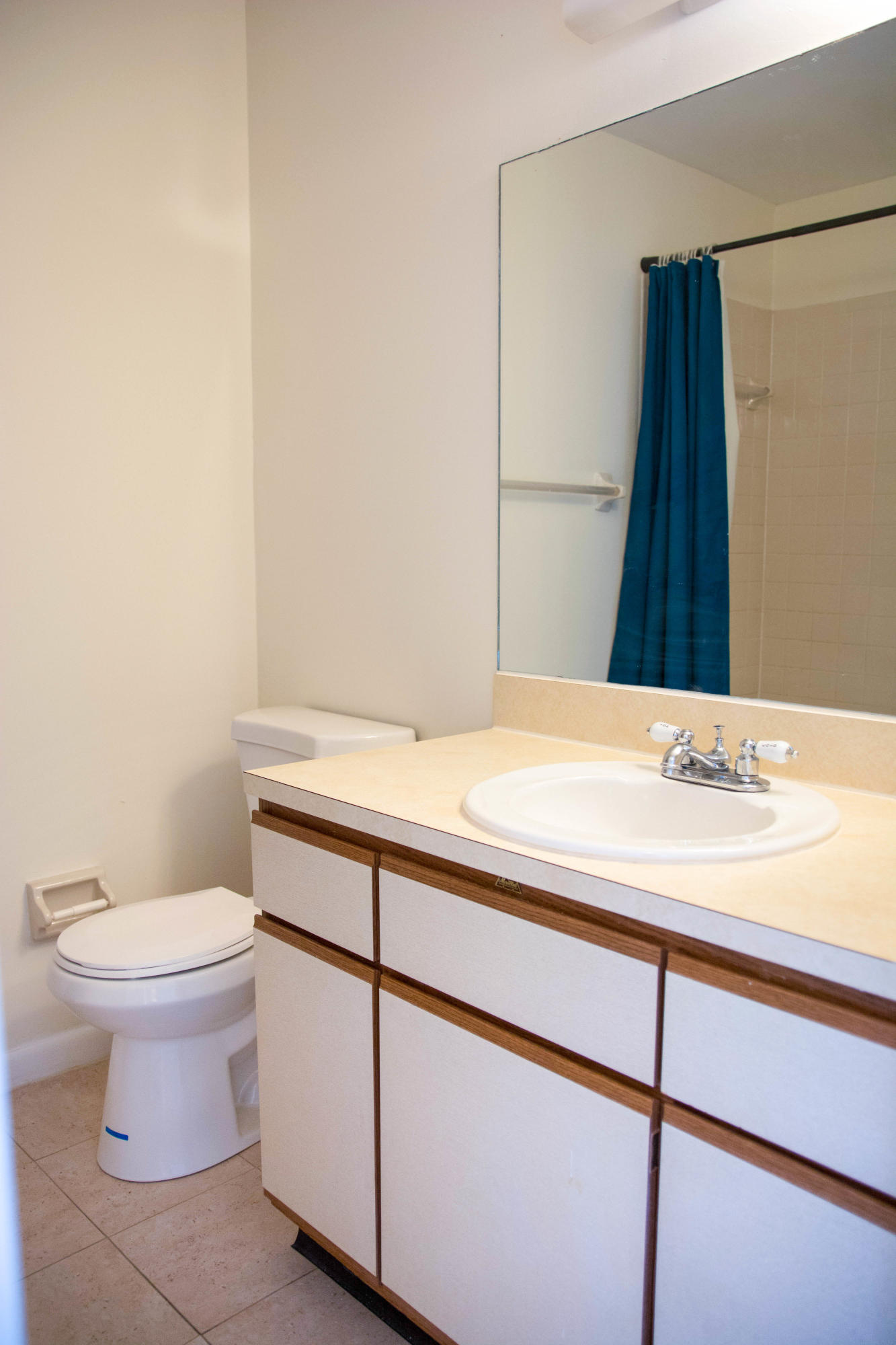 62 Maplecrest Circle Jupiter, FL 33458 - Photo 18 of 24 Guest Bath