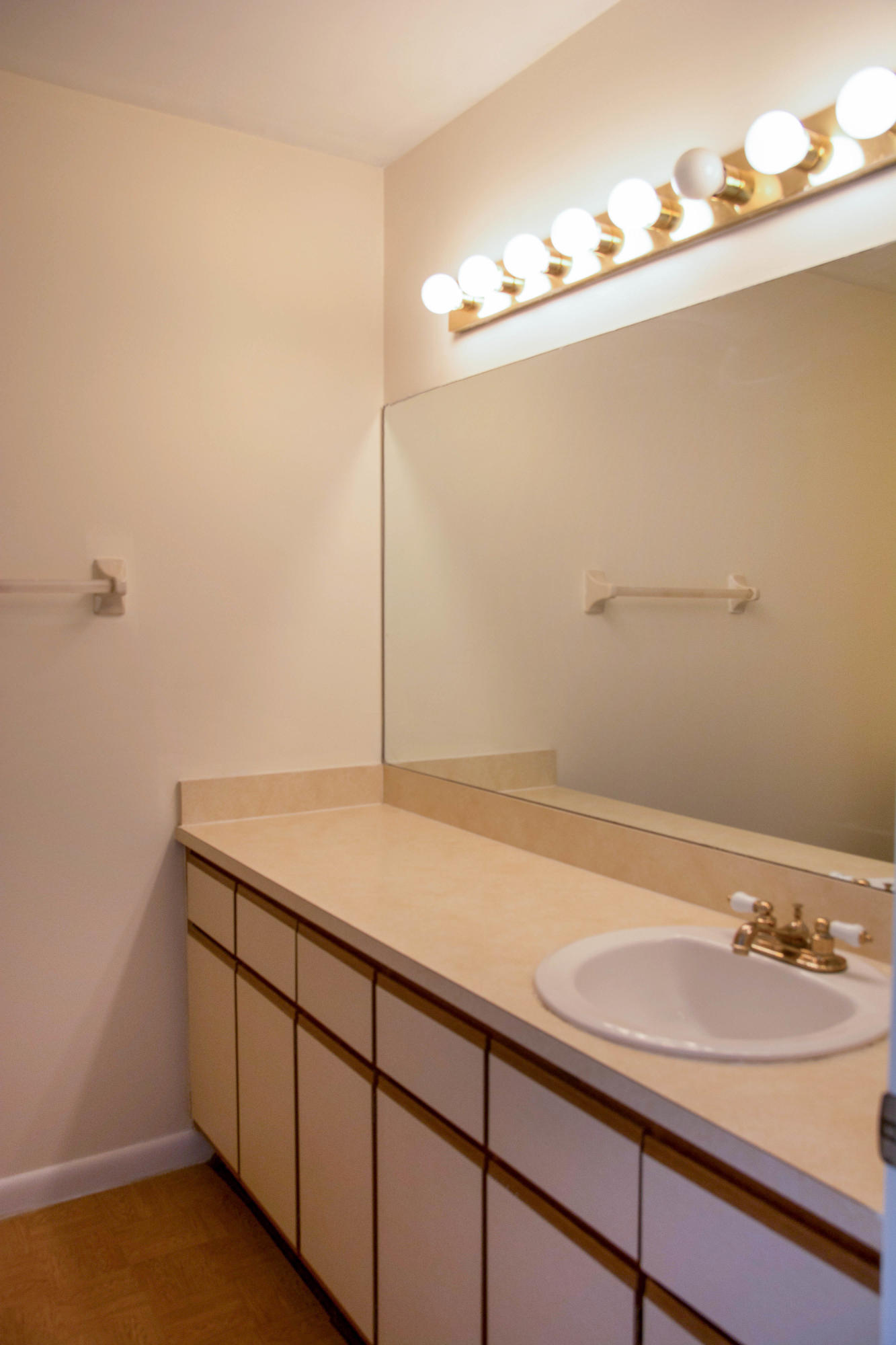 62 Maplecrest Circle Jupiter, FL 33458 - Photo 23 of 24 Master Bath
