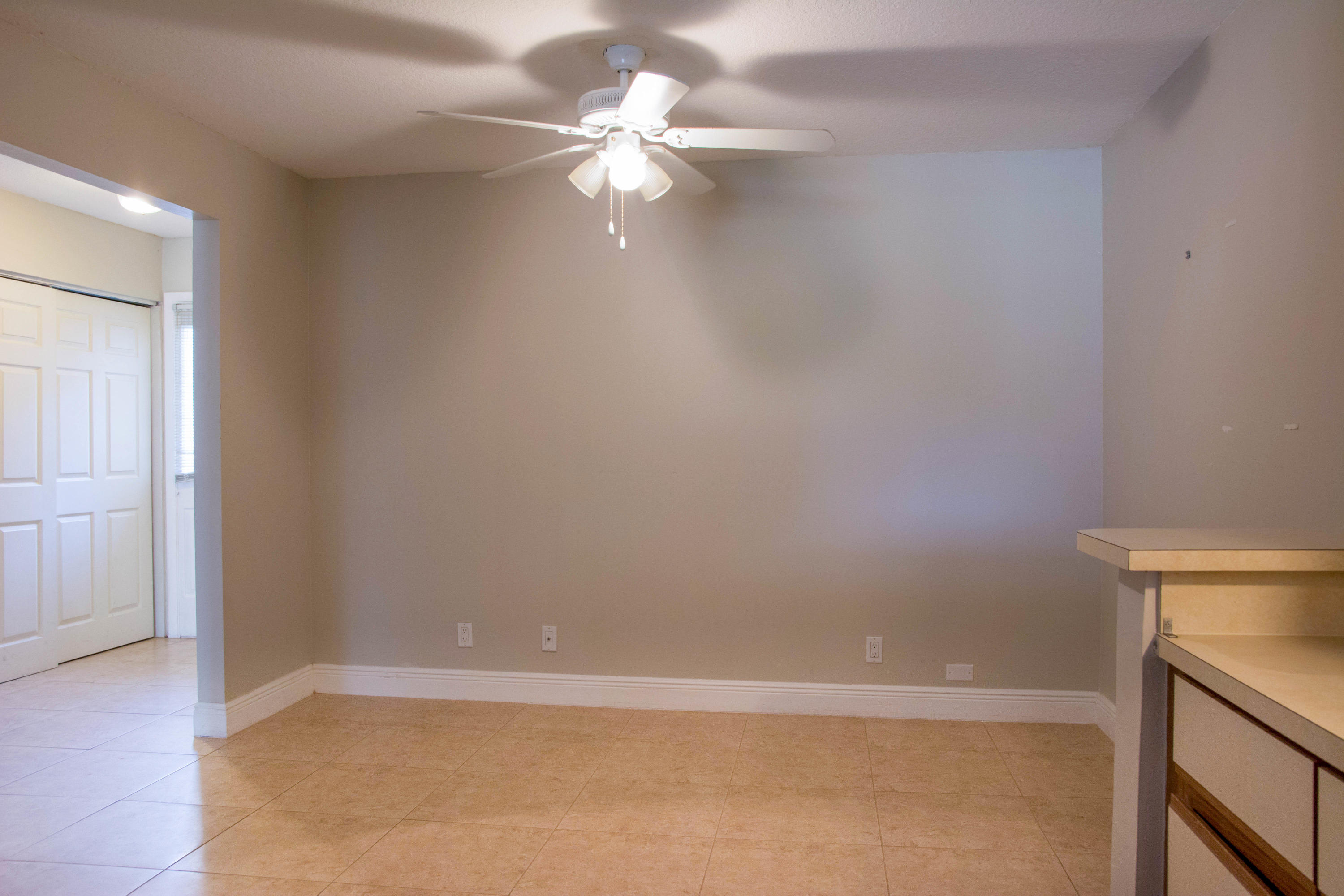 62 Maplecrest Circle Jupiter, FL 33458 - Photo 10 of 24 Kitchen Dining