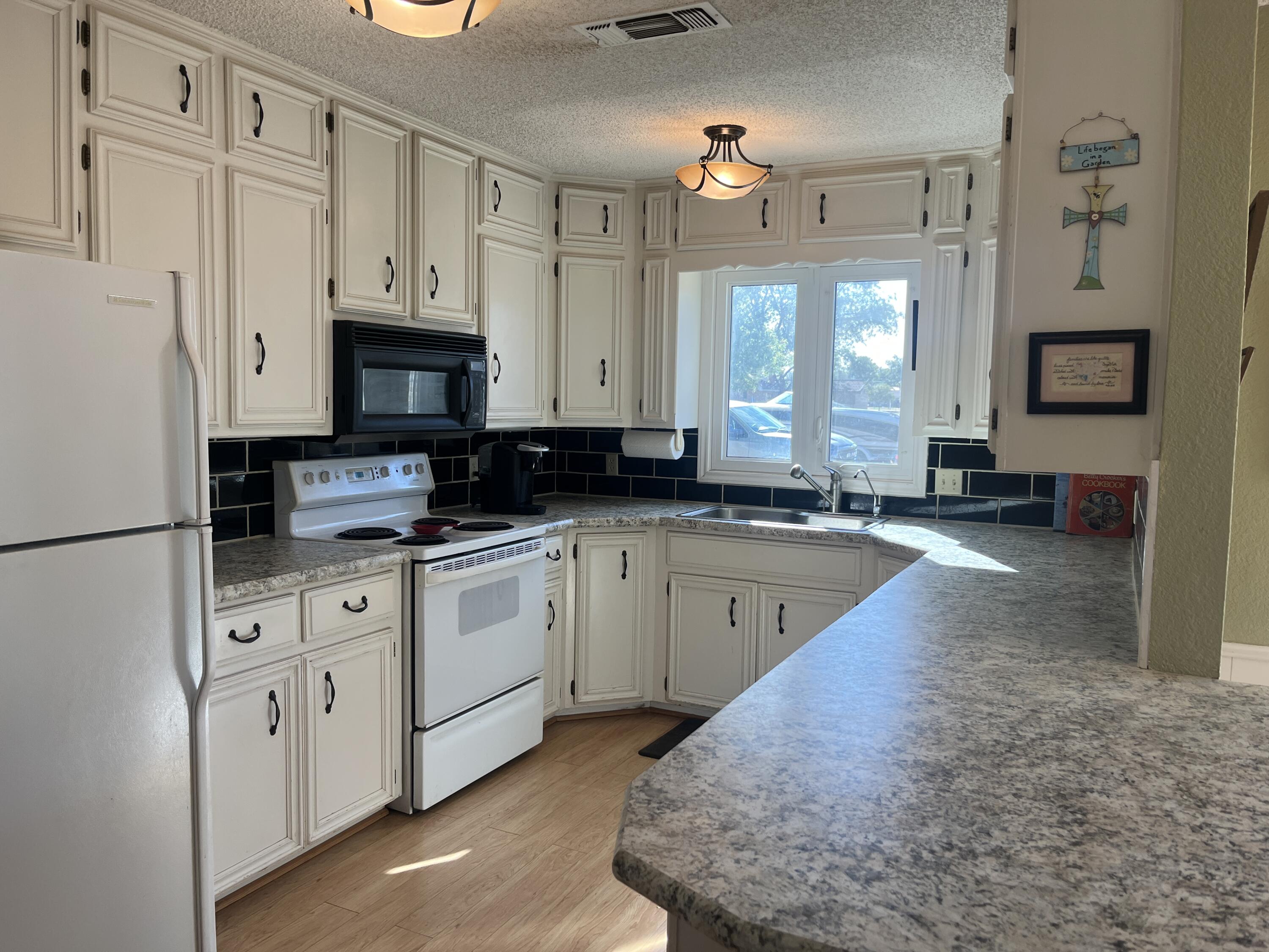 610 North 23rd Street Lamesa, TX 79331 - Photo 11 of 50 IMG_4999