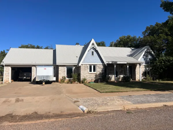 $293,000 | 610 North 23rd Street, Lamesa, TX 79331