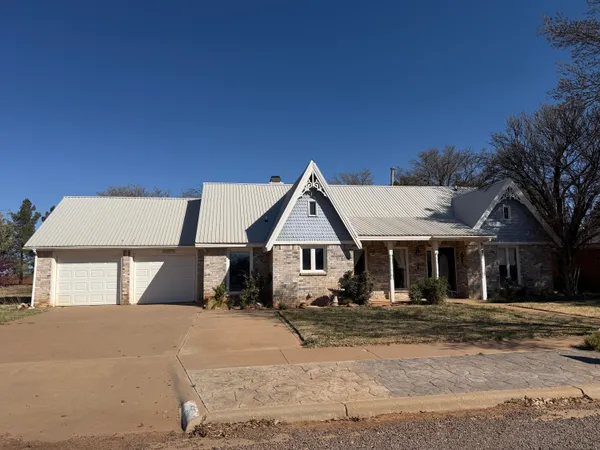 $293,000 | 610 North 23rd Street, Lamesa, TX 79331